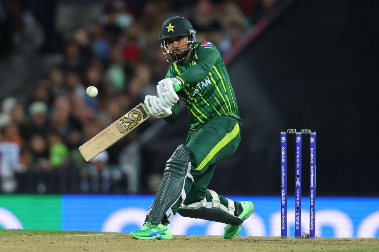 Shadab Khan's 20-ball half-century was critical in taking Pakistan to 185, Pakistan vs South Africa, ICC Men's T20 World Cup 2022, Sydney, November 3, 2022
