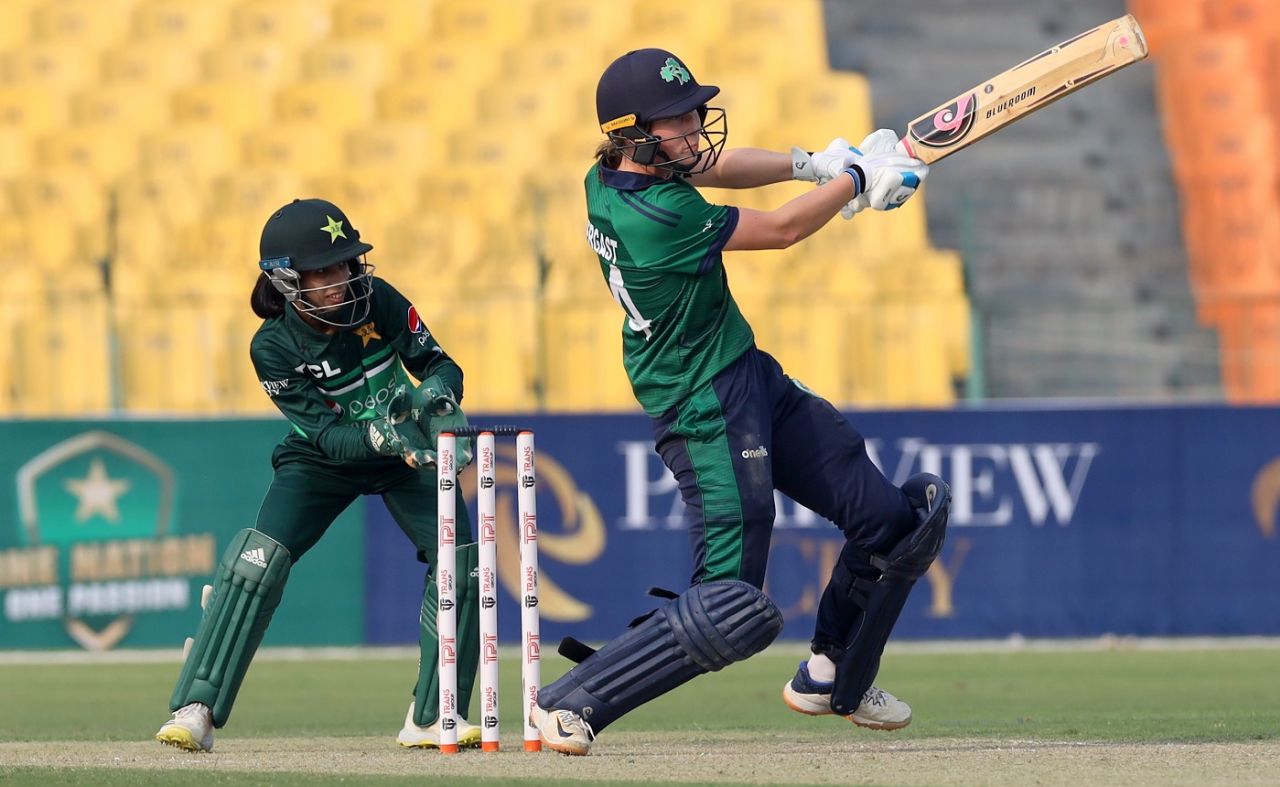 Orla Prendergast shared a steady 69-run stand with captain Laura Delany, Pakistan vs Ireland, 1st women's ODI, Lahore, November 4, 2022