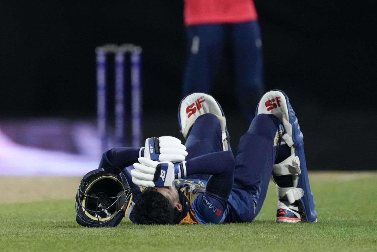 A mid-pitch collision with Charith Asalanka left Pathum Nissanka on the floor, England vs Sri Lanka, ICC Men's T20 World Cup 2022, Sydney, November 5, 2022