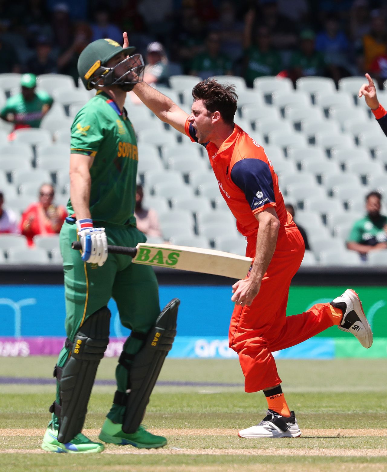Brandon Glover sets off in celebration after getting Wayne Parnell caught behind, Netherlands vs South Africa, T20 World Cup, Adelaide, November 6, 2022