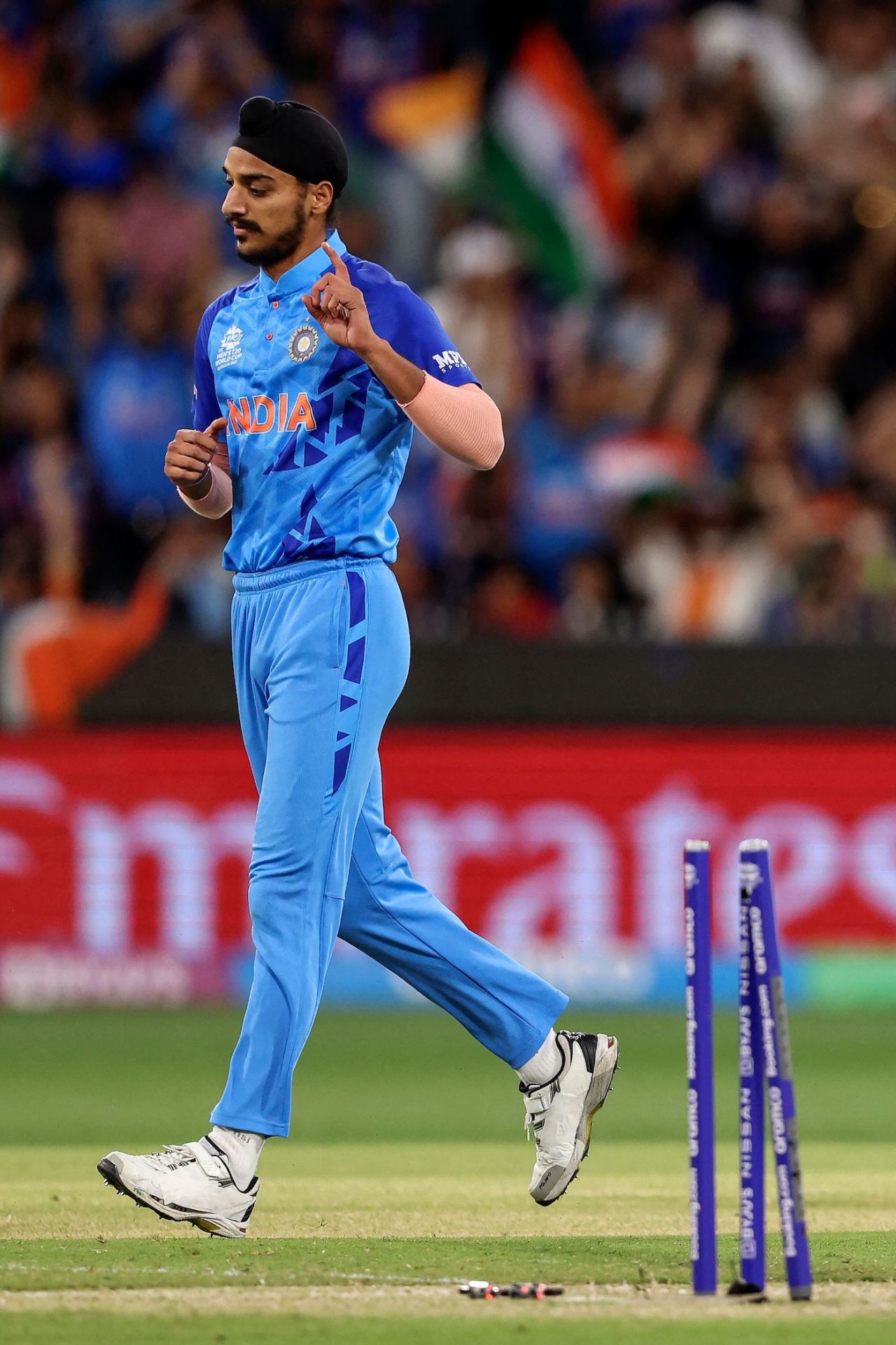 Arshdeep Singh celebrates after dismissing Regis Chakabva, India vs Zimbabwe, ICC Men's T20 World Cup 2022, Melbourne, November 6, 2022