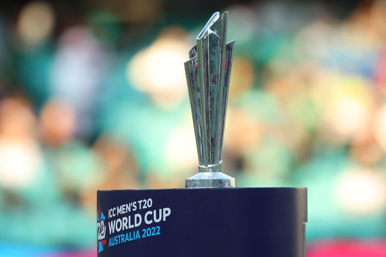 The ICC T20 World Cup trophy - on display at the SCG, New Zealand vs Pakistan, T20 World Cup, 1st semi-final, Sydney, November 9, 2022