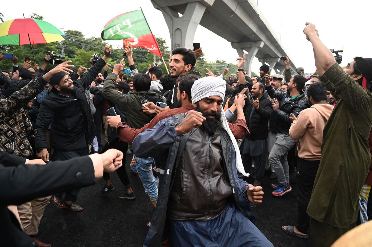 Pakistan fans celebrate in Rawalpindi, New Zealand vs Pakistan, T20 World Cup, 1st semi-final, November 9, 2022