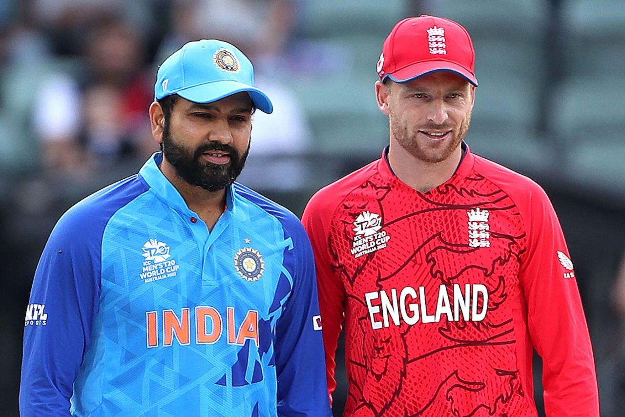 Rohit Sharma and Jos Buttler pose at the toss - England won it and opted to field, England vs India, T20 World Cup semi-final, Adelaide, November 10, 2022