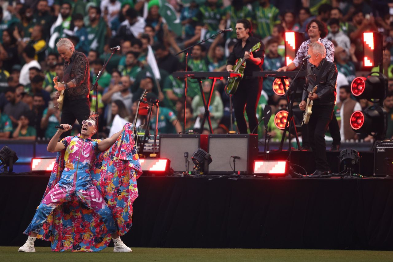 Icehouse and Mitch Tambo perform ahead of the final, England vs Pakistan, T20 World Cup, final, November 13, 2022