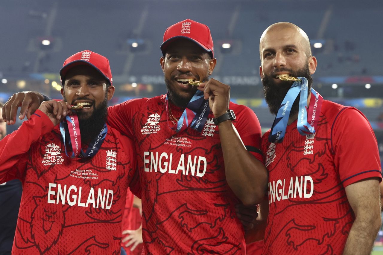 Adil Rashid, Chris Jordan and Moeen Ali pose with their medals, England vs Pakistan, T20 World Cup final, Melbourne, November 13, 2022