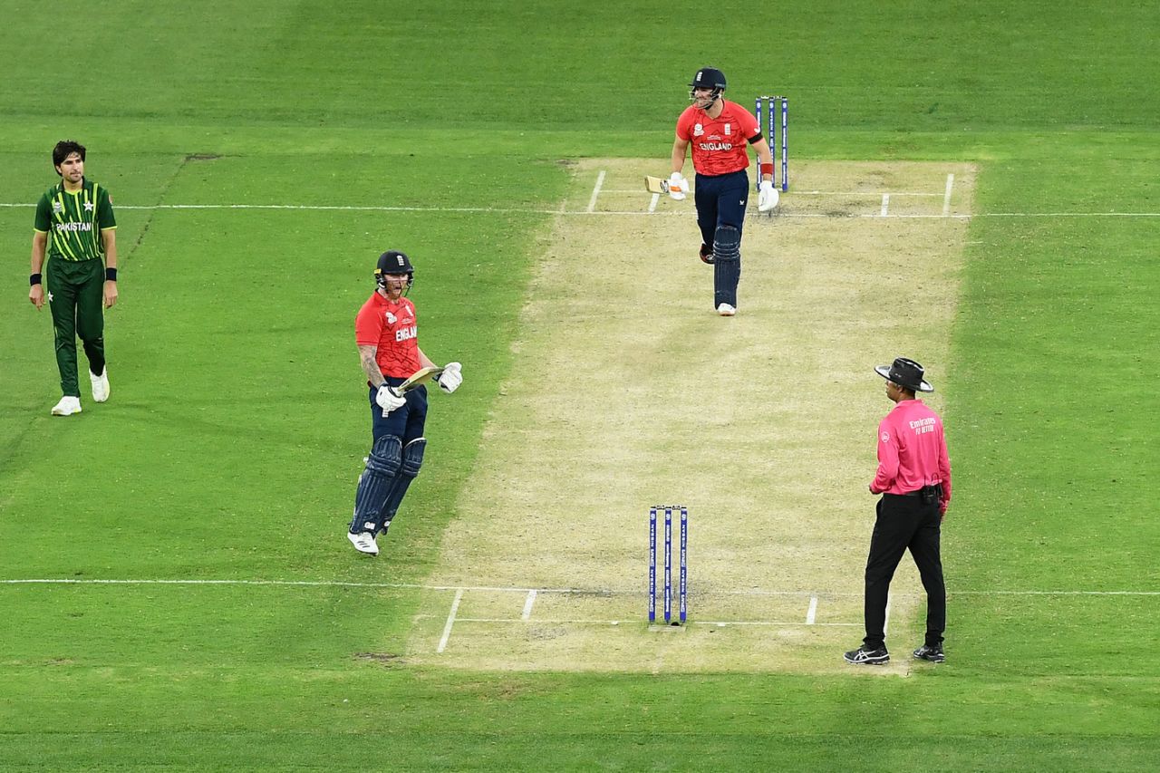 Ben Stokes roars after hitting the winning run, England vs Pakistan, Men's T20 World Cup 2022, final, Melbourne, November 13, 2022