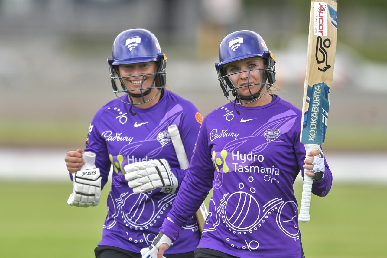 Mignon du Preez celebrates her half-century, Hobart Hurricanes vs Melbourne Stars, WBBL, Latrobe, November 16, 2022