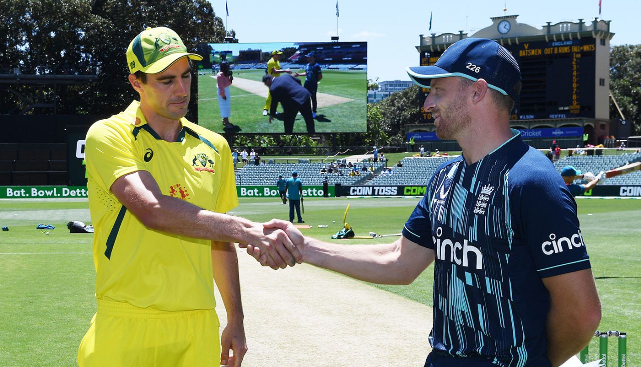 Pat Cummins and Jos Buttler at the toss, Australia vs England, 1st ODI, Adelaide, November 17, 2022