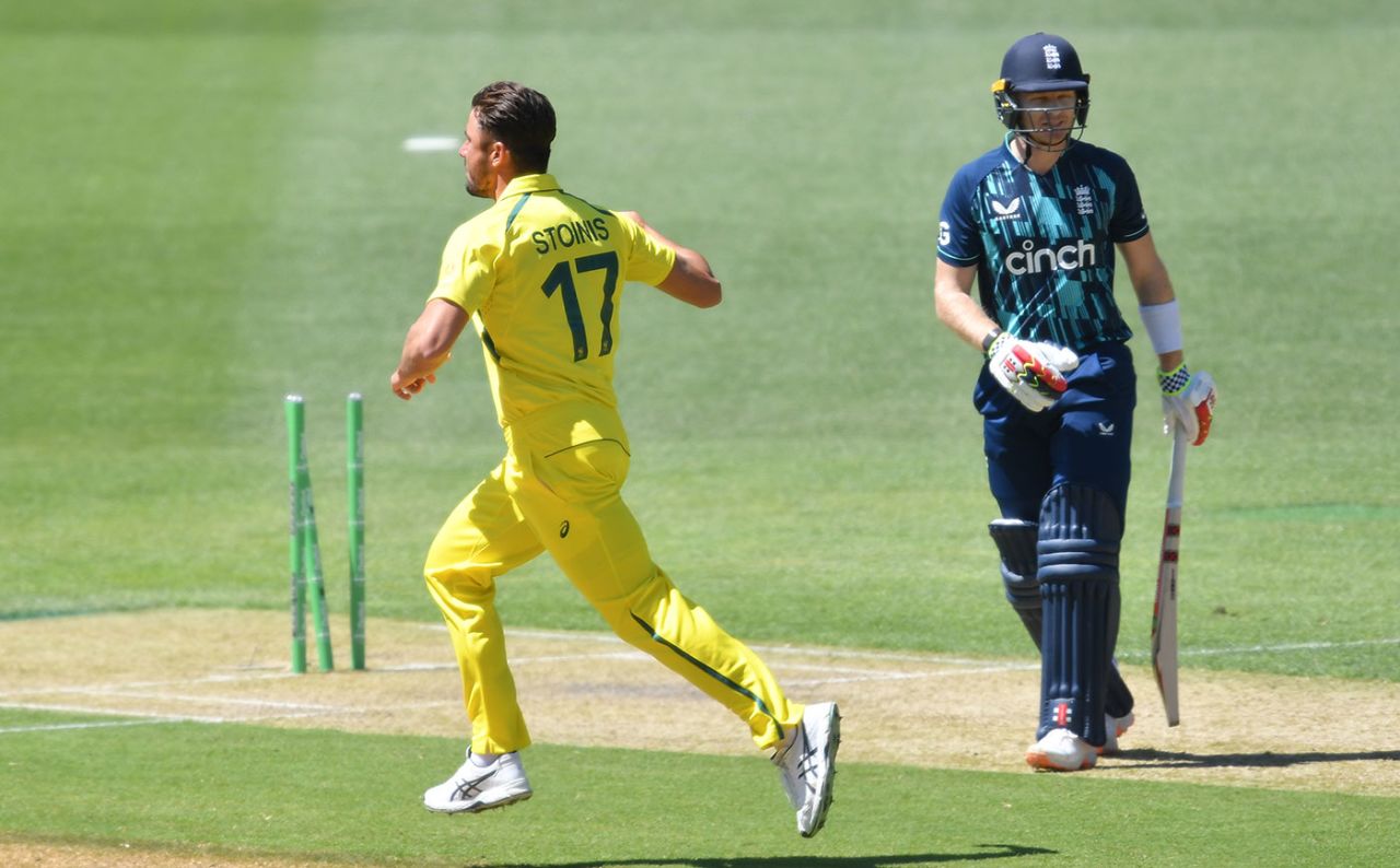 Marcus Stoinis shaped one through Sam Billings, Australia vs England, 1st ODI, Adelaide, November 17, 2022