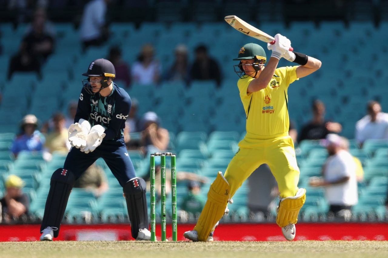 Marnus Labuschagne punches off the back foot, Australia vs England, 2nd ODI, Sydney, November 19, 2022