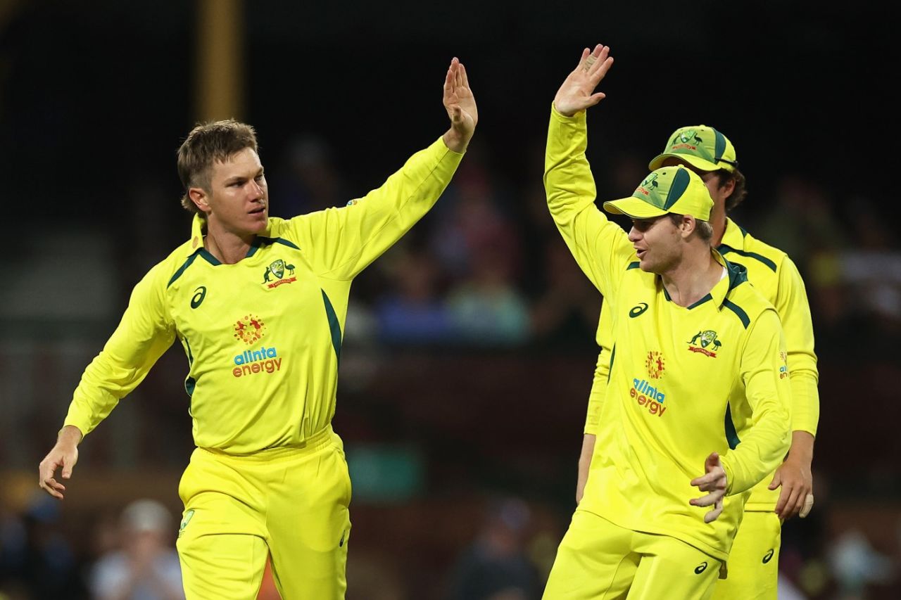Adam Zampa celebrates the wicket of Sam Curran, Australia vs England, 2nd ODI, Sydney, November 19, 2022
