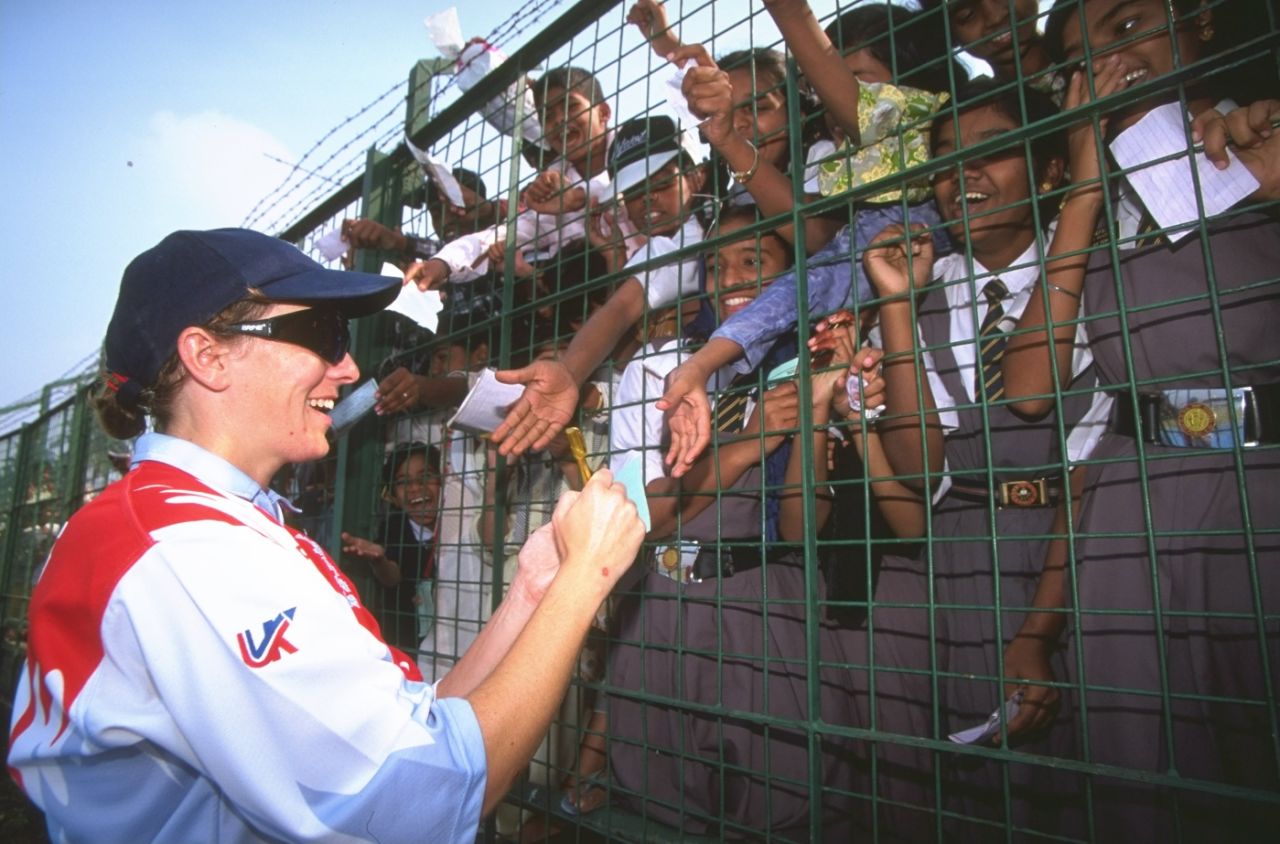 Barbara Daniels signs autographs for the fans, England vs Ireland, Pune, Women's World Cup, December 16, 1997