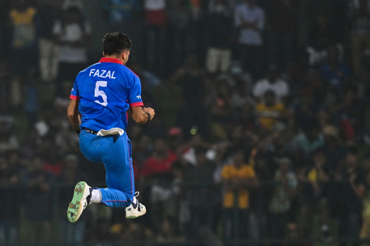 Fazalhaq Farooqi is flying after bowling Dinesh Chandimal, Sri Lanka vs Afghanistan, 1st men's ODI, Pallekele, November 25, 2022