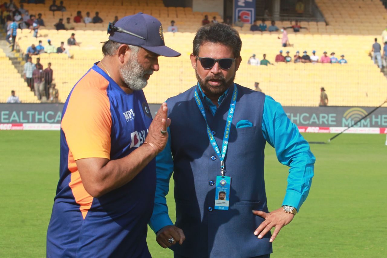 India's chairman of selectors Chetan Sharma (right) chats with bowling coach Bharat Arun, India vs England, 2nd Test, Chennai, 4th day, February 16, 2021