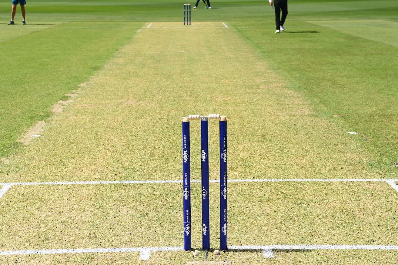 The pitch at the Perth Stadium goes green, Australia vs West Indies, 1st Test, Perth, 1st Day, November 30, 2022