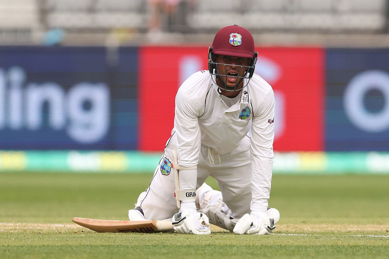 Tagenarine Chanderpaul took a painful blow, Australia vs West Indies, 1st Test, Perth, 2nd Day, December 1, 2022
