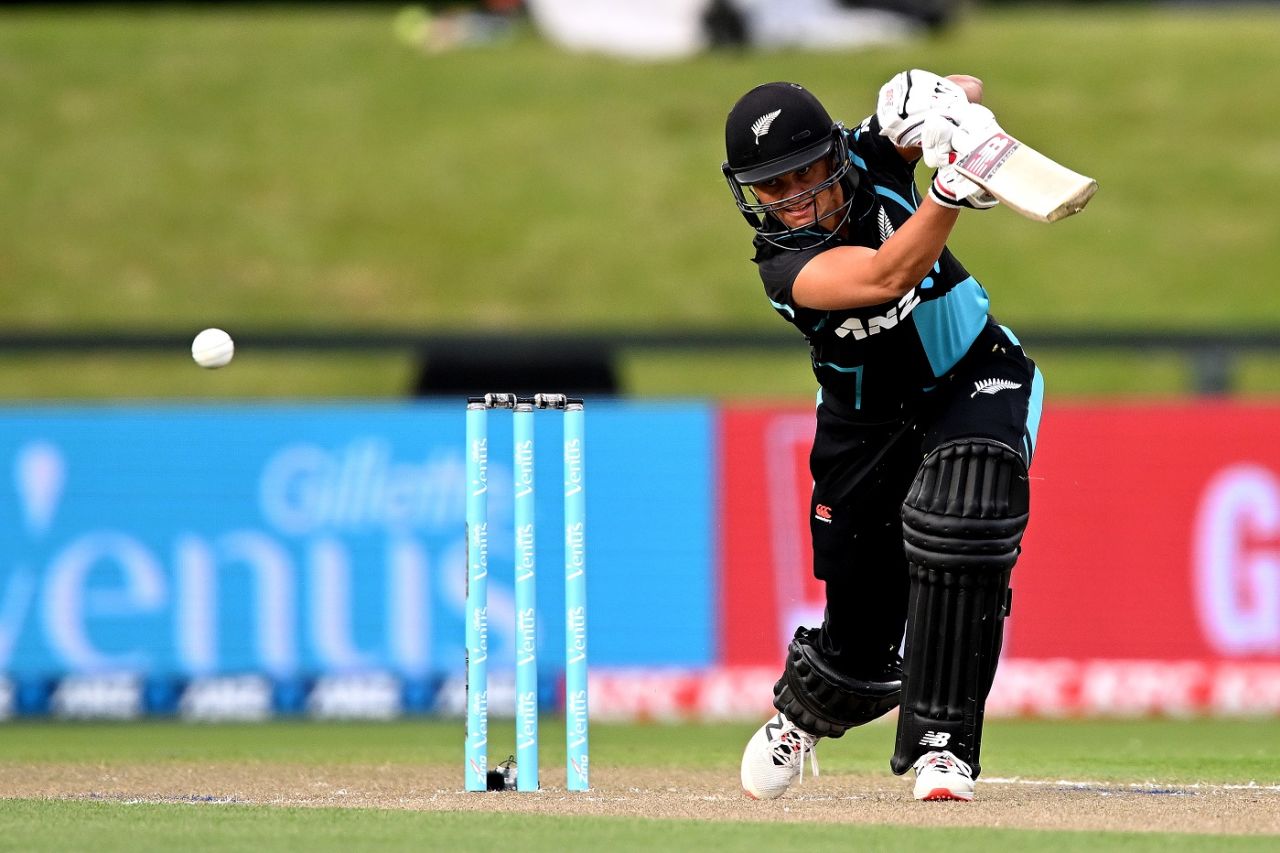 Suzie Bates complemented her opening partner and played a fluent knock, New Zealand vs Bangladesh, 1st women's T20I, Christchurch, December 12, 2022
