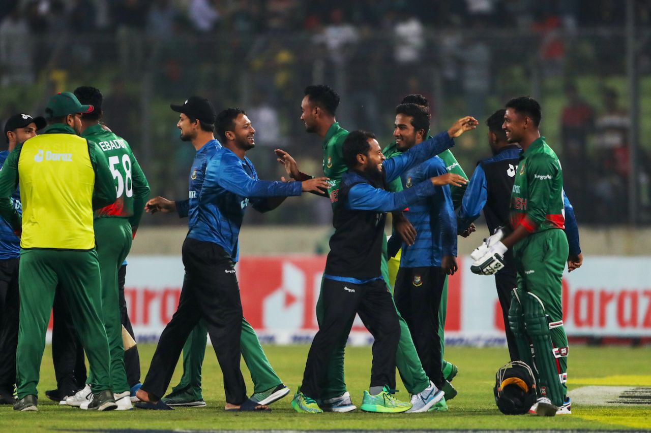 Mushfiqur Rahim and Shakib Al Hasan are thrilled to congratulate Mustafizur Rahman, Bangladesh vs India, 1st ODI, Mirpur, December 04, 2022