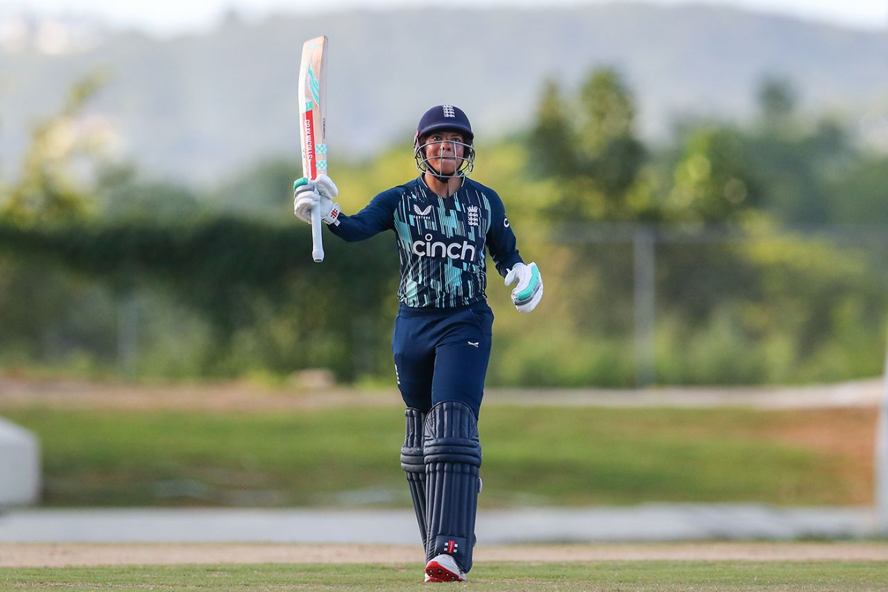 Sophia Dunkley acknowledges her half-century, West Indies Women vs England Women, 2nd ODI, Antigua, December 6, 2022