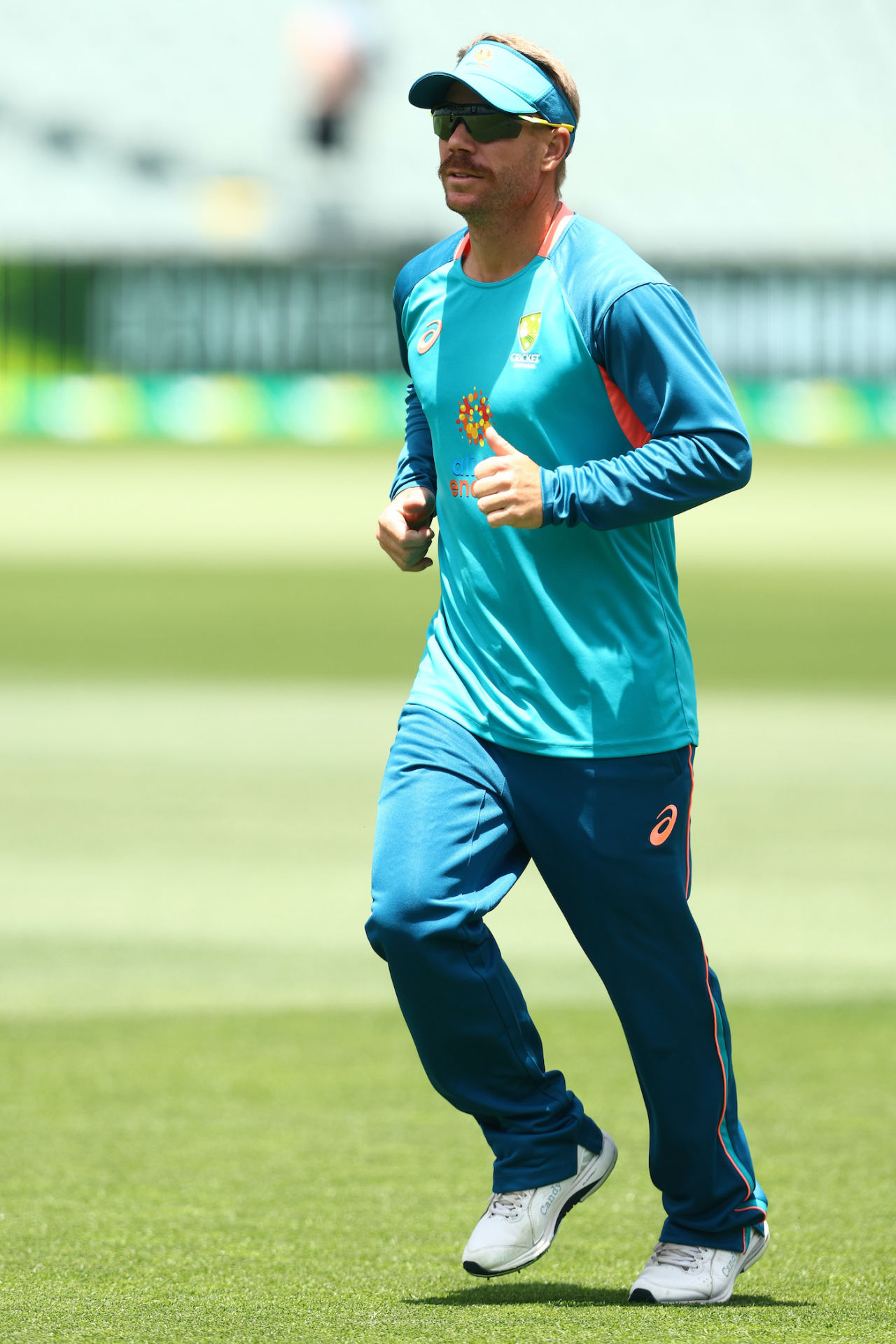 David Warner warms up for the pink-ball Test, Australia vs West Indies, 2nd Test, Adelaide, 1st Day, December 8, 2022