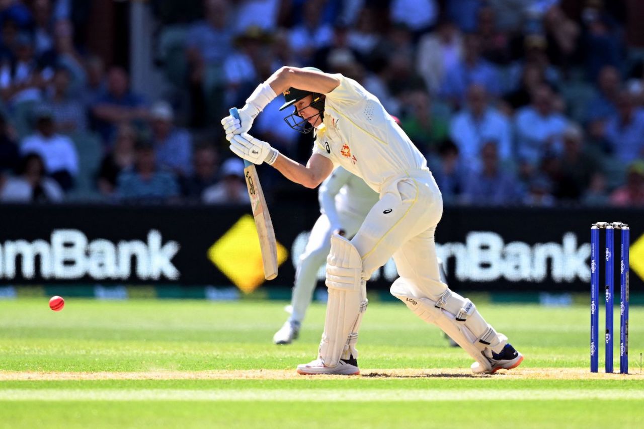 Marnus Labuschange illustrates the necessity to invent a compact-o-meter with a grammatically perfect front-foot defence, Australia vs West Indies, 2nd Test, Adelaide, 1st Day, December 8, 2022