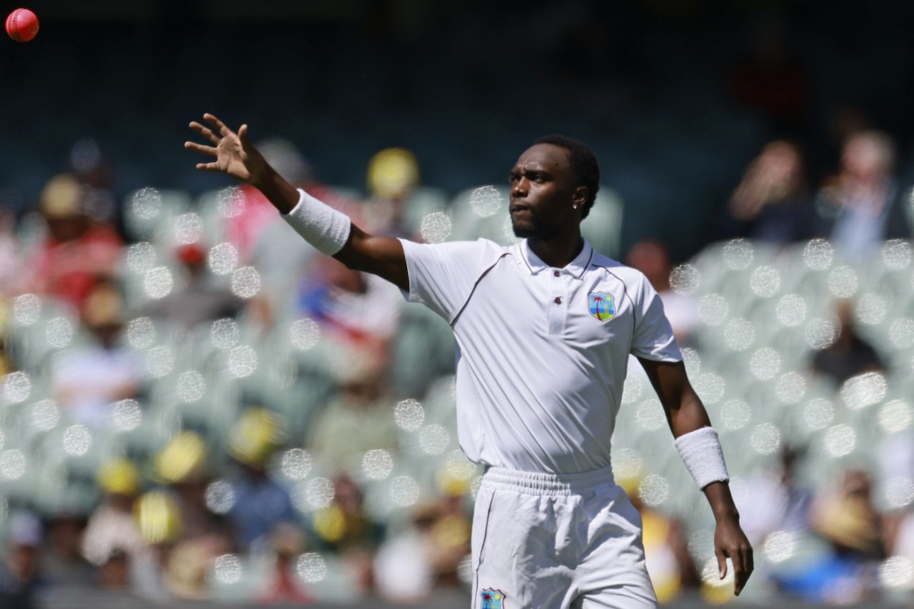 Marquino Mindley was assessed by the medical team after he walked off the field in the first session, Australia vs West Indies, 2nd Test, Adelaide, 1st Day, December 8, 2022