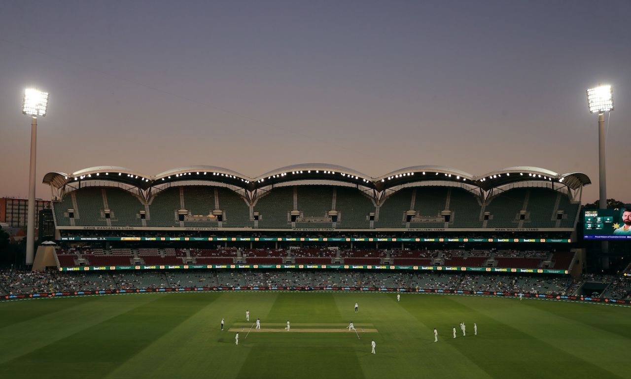 Twilight takes over at the Adelaide Oval, Australia vs West Indies, 2nd Test, Adelaide, 2nd Day, December 9, 2022