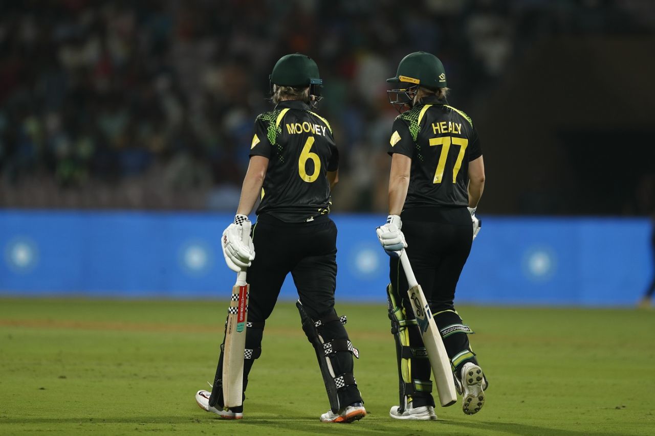 Beth Mooney and Alyssa Healy gave Australia's chase a strong start, India vs Australia, first Women's T20I, Mumbai, December 9, 2022