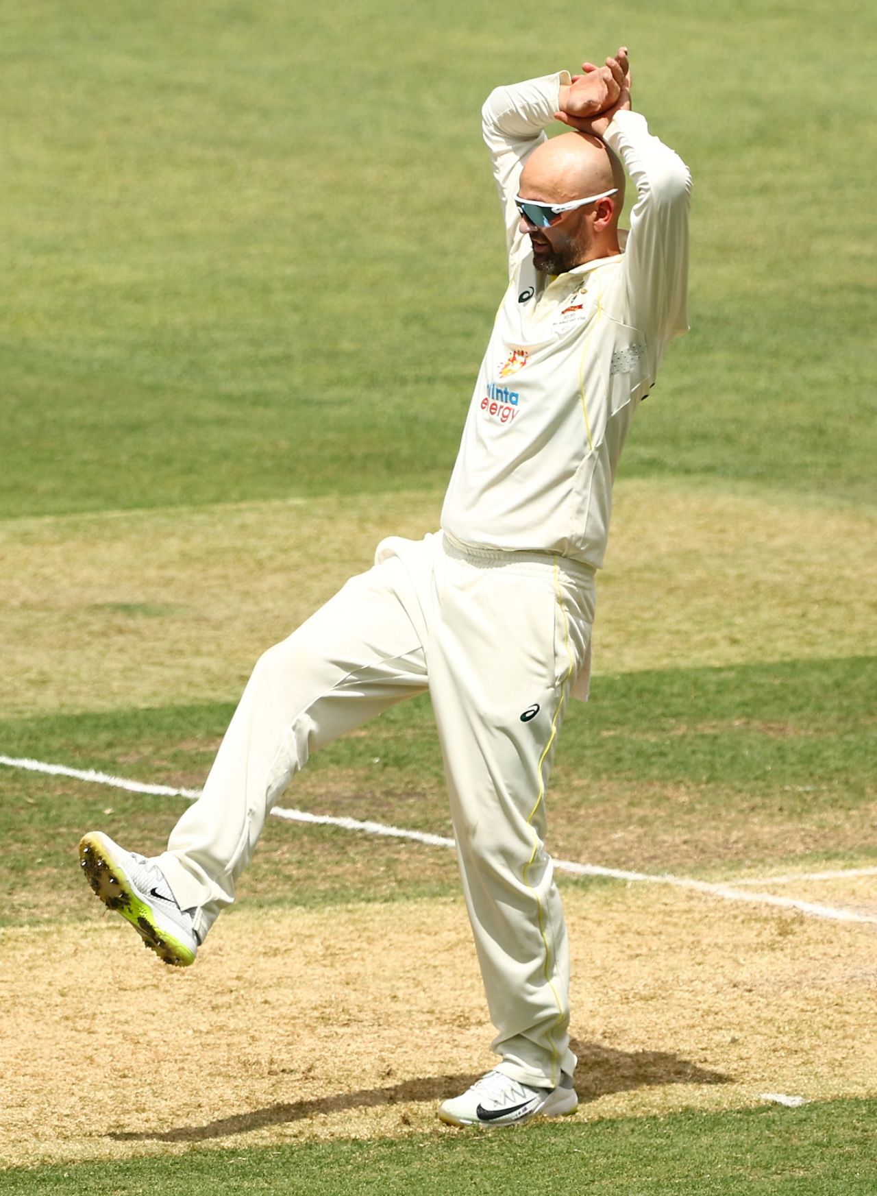 Nathan Lyon bowled a tight spell in the first hour, Australia vs West Indies, 2nd Test, Adelaide, 3rd day, December 10, 2022