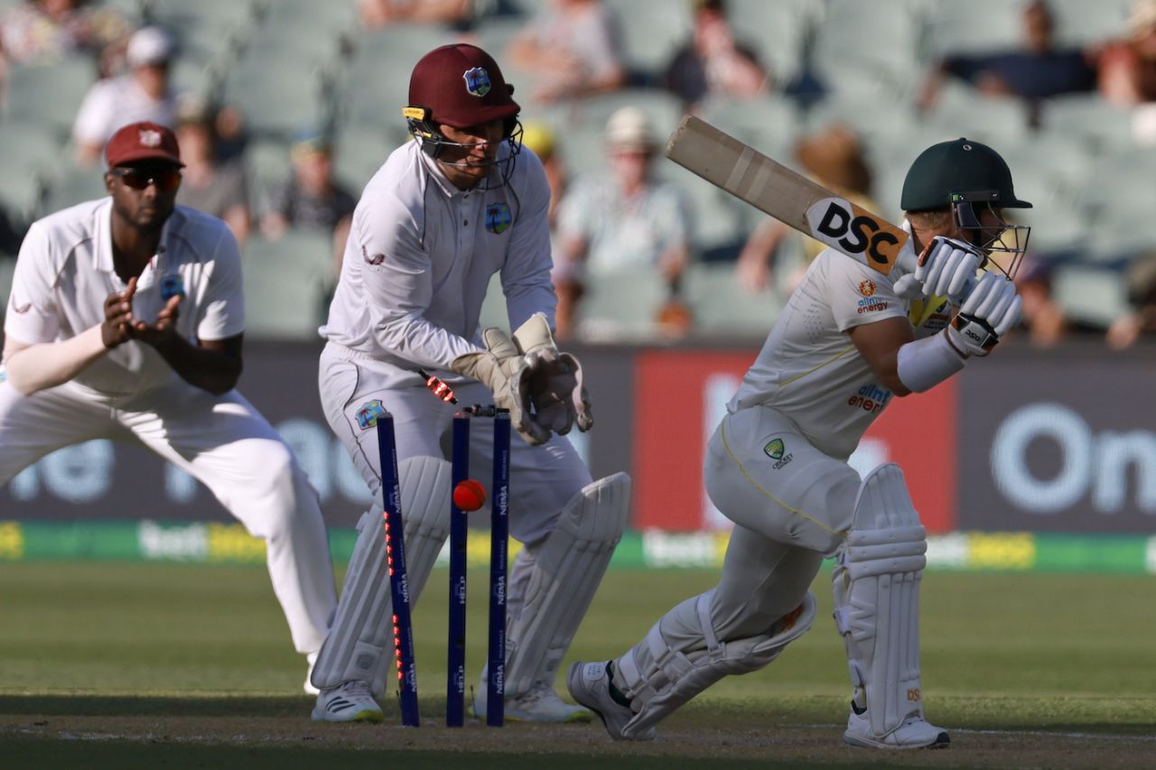 David Warner chopped on against Roston Chase, Australia vs West Indies, 2nd Test, Adelaide, 3rd Day, December 10, 2022