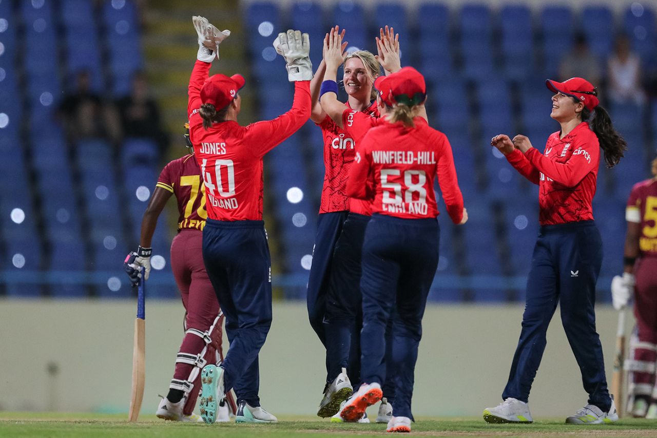 Lauren Bell celebrates a wicket with her team-mates, West Indies Women vs England Women, 1st T20I, Antigua, December 11, 2022