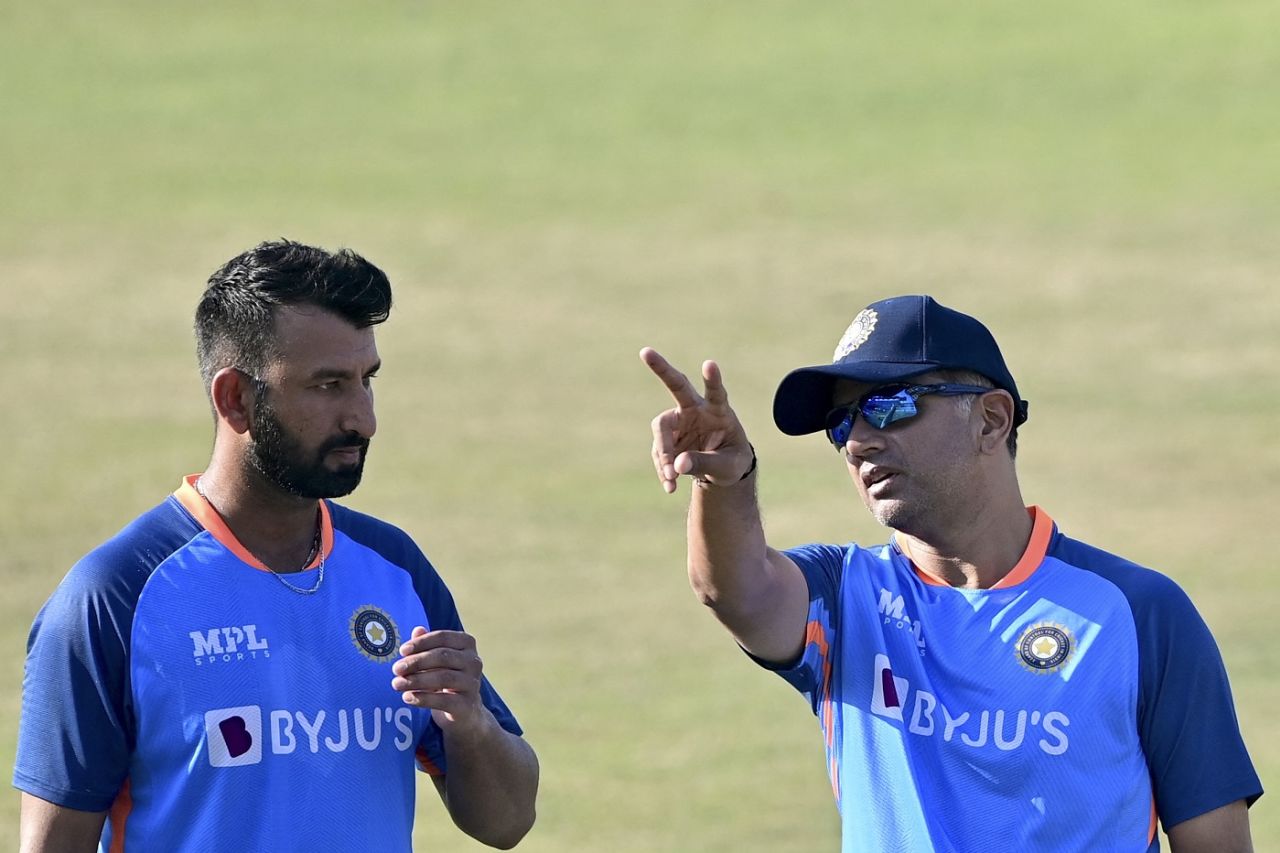 Rahul Dravid and Cheteshwar Pujara have a word ahead of the first Test against Bangladesh, Chattogram, December 11, 2022