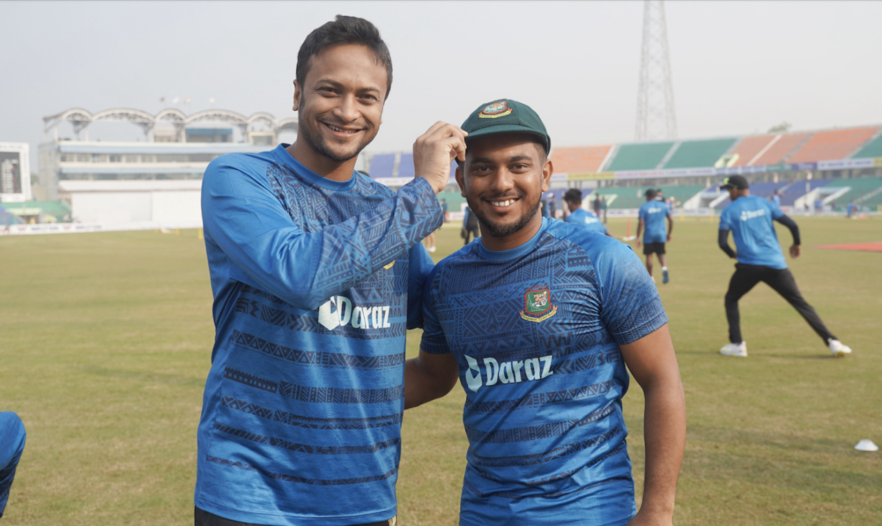 A moment to remember - Zakir Hasan poses with Shakib Al Hasan after getting his Test cap, Bangladesh vs India, 1st Test, Chattogram, 1st day, December 14, 2022