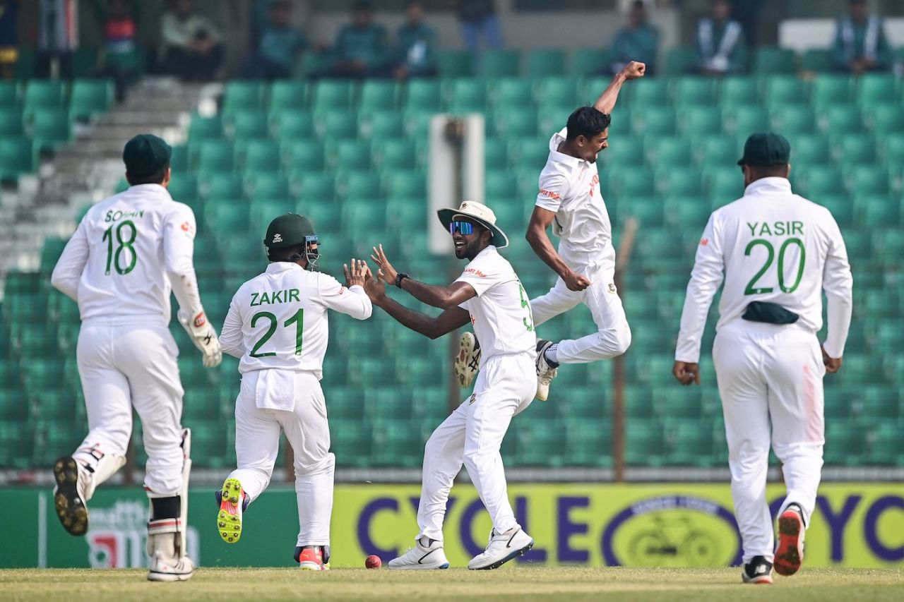 Taijul Islam is on a high after getting rid of Virat Kohli, Bangladesh vs India, 1st Test, Chattogram, 1st day, December 14, 2022