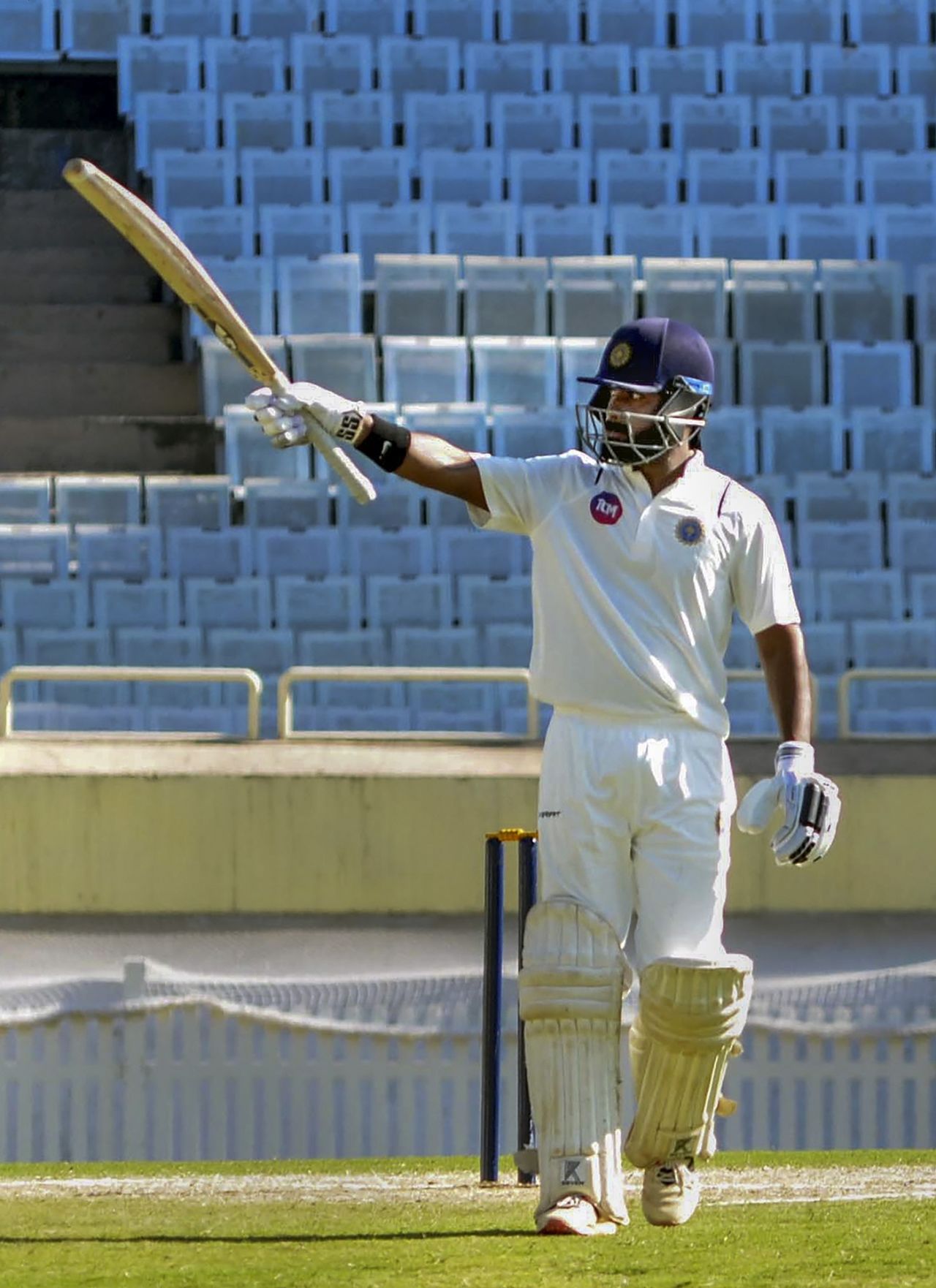 Akshay Chandran celebrates his hundred, Jharkhand vs Kerala, Ranji Trophy 2022-23, Ranchi, 2nd day, December 14, 2022
