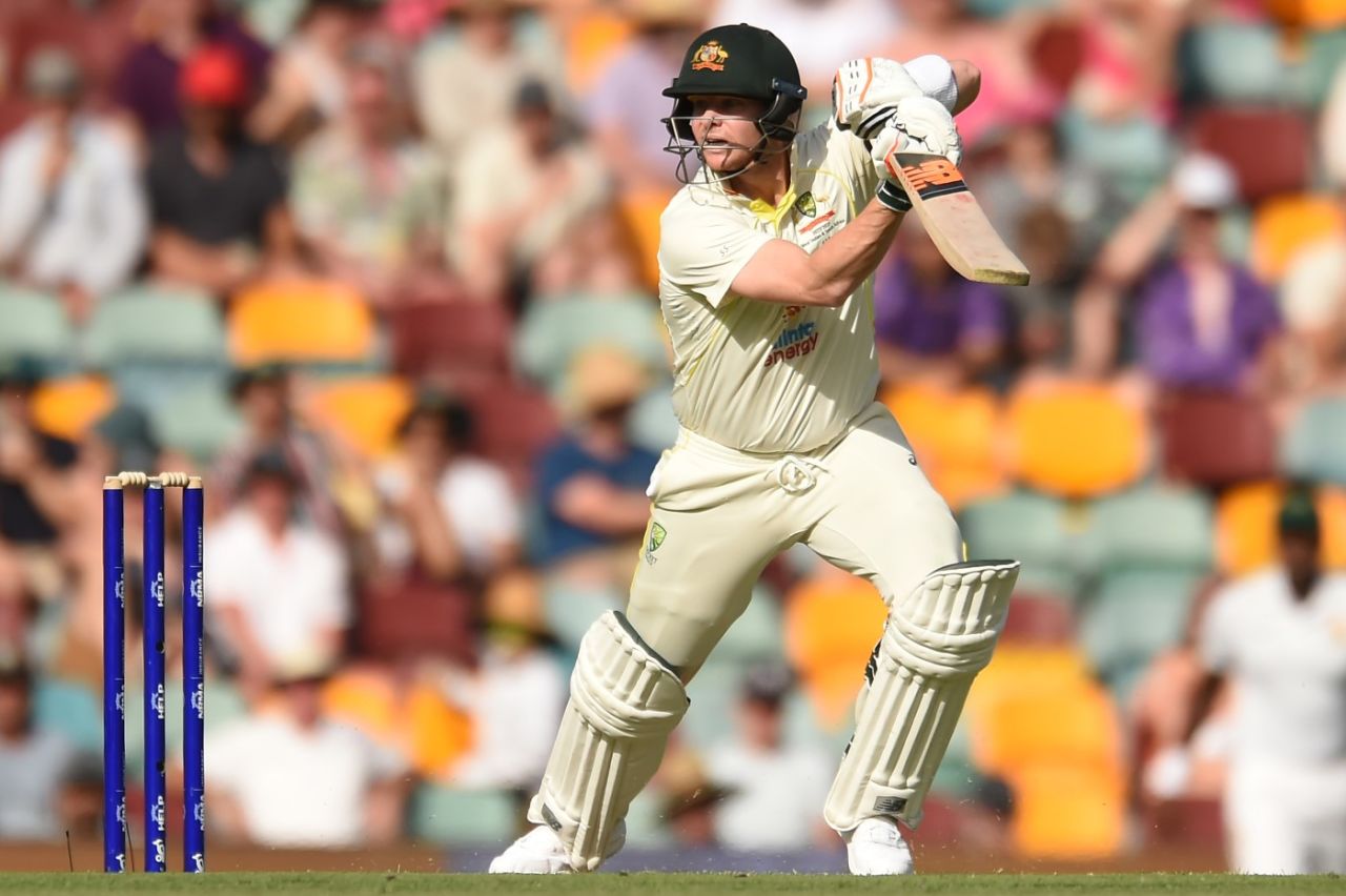 Steven Smith drives through cover-point, Australia v South Africa, 1st Test, Brisbane, 1st day, December 17, 2022
