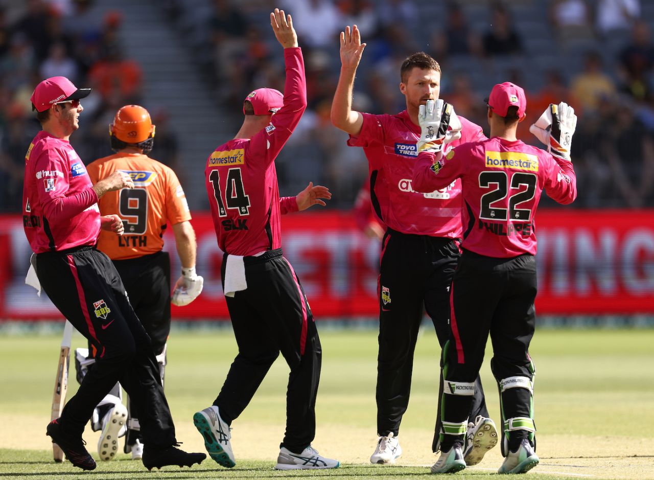Jackson Bird's three-for dented Perth Scorchers , Perth Scorchers vs Sydney Sixers, BBL 2022-23, Perth, December 17, 2022
