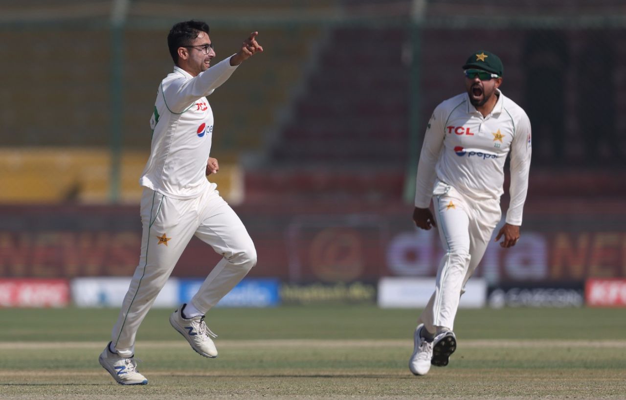 Abrar Ahmed bowled Ollie Pope for 51. Pakistan vs England, 3rd Test, Karachi, 2nd day, December 18, 2022