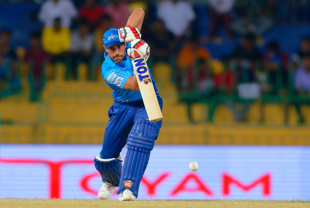 Ravi Bopara drives down the ground, Colombo Stars vs Galle Gladiators, LPL 2022, Eliminator, Colombo, December 21, 2022