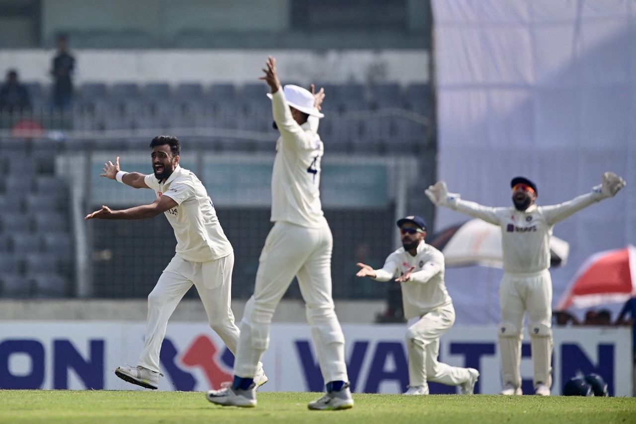 Jaydev Unadkat and Co appeal, Bangladesh vs India, 2nd Test, Mirpur, 3rd day, December 24, 2022