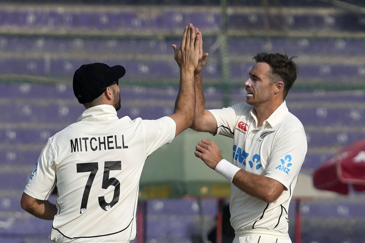 Tim Southee dismissed Babar Azam in the first over of day two, Pakistan vs New Zealand, 1st Test, Karachi, 2nd day, December 27, 2022
