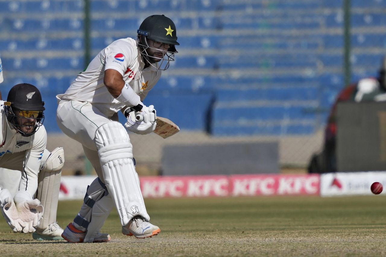 A focused Imam-ul-Haq has his eyes on the ball, Pakistan vs New Zealand, 1st Test, Karachi, 5th Day, December 30, 2022