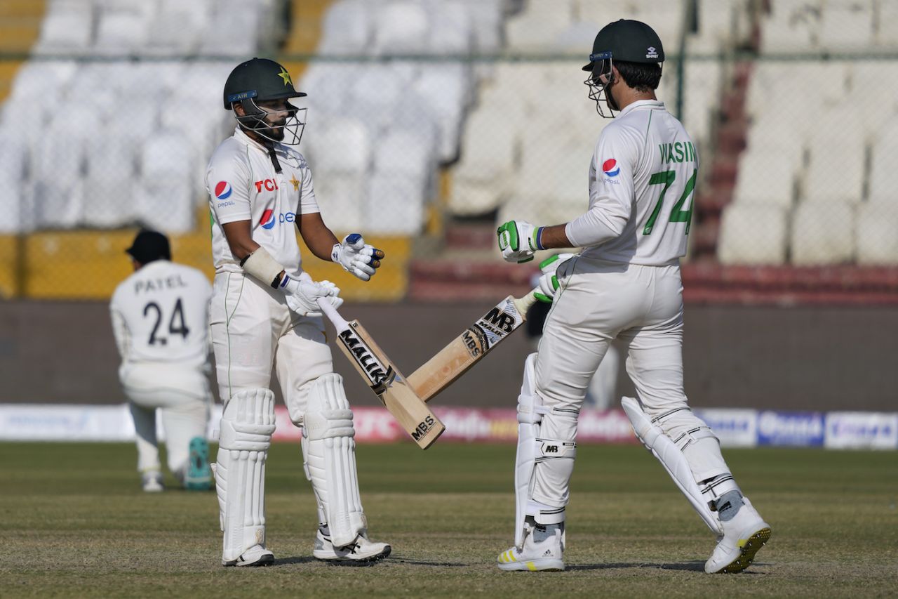Saud Shakeel and Mohammad Wasim added a 71-run stand, Pakistan vs New Zealand, 1st Test, Karachi, 5th day, December 30, 2022