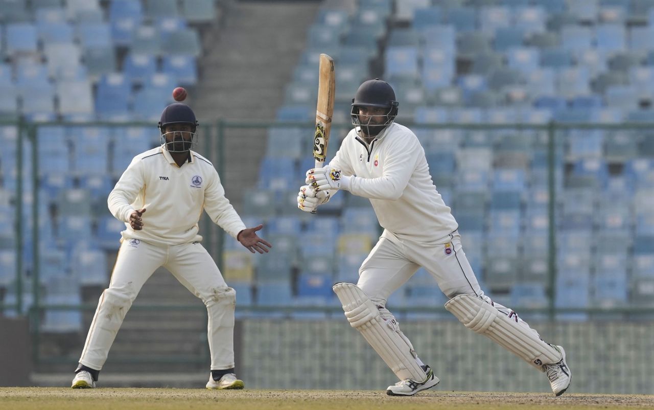 Delhi's Vaibhav Rawal dabs one away, Delhi vs Tamil Nadu, Ranji Trophy 2022-23, Delhi, December 30, 2022