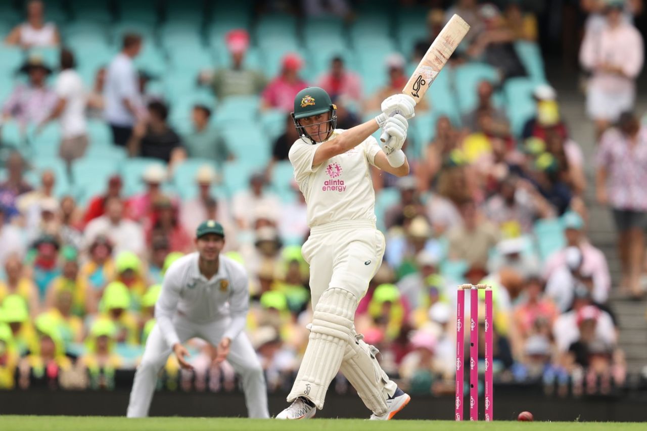 Marnus Labuschagne pulls through midwicket, Australia vs South Africa, 3rd Test, Sydney, 1st day, January 4, 2023