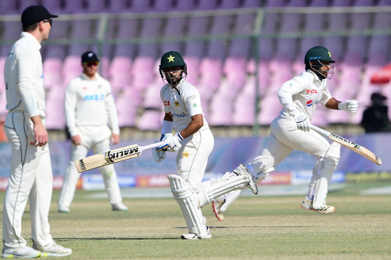 Saud Shakeel and Sarfaraz Ahmed put on 123 runs together, Pakistan vs New Zealand, 2nd Test, Karachi, 5th day, January 6, 2022