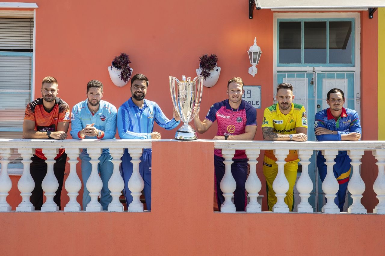 SA20 team captains - Aiden Markram, Wayne Parnell, Rashid Khan, David Miller, Faf du Plessis and Quinton de Kock - pose with the trophy, SA20, January 7, 2022