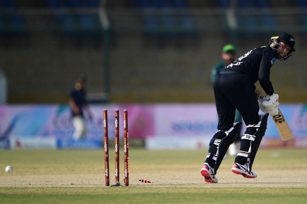 Devon Conway looks back to see the stumps disturbed, Pakistan vs New Zealand, 1st ODI, Karachi, January 9, 2023 