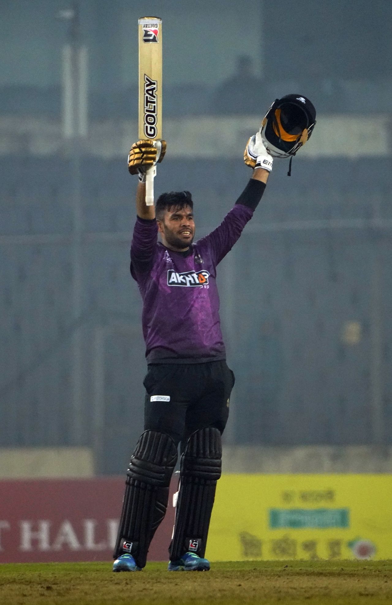 Usman Khan celebrates his maiden T20 century, Chattogram Challengers vs Khulna Tigers, BPL 2022-23, Dhaka, January 9, 2022